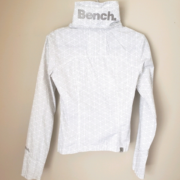 BENCH Jacket - Picture 3 of 7